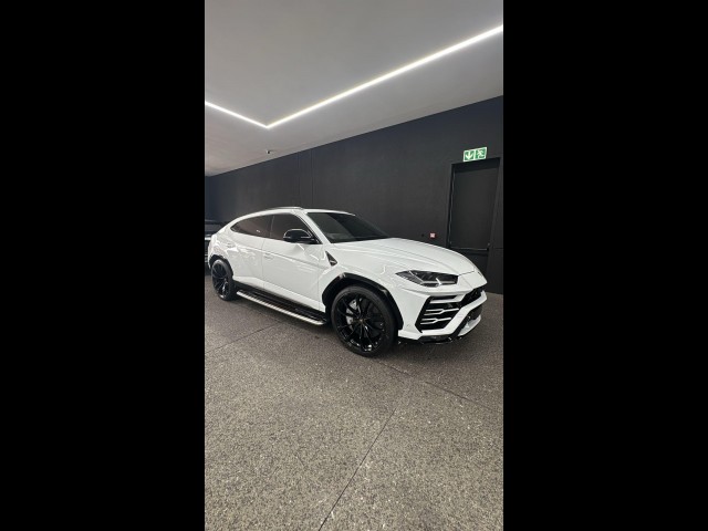 BUY LAMBORGHINI URUS 2020, Fouche Motors